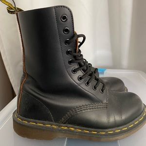 Dr. Marten black boots